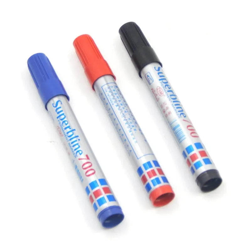 Oil Based Waterproof Paint Marker Pen Set for Rock Wood Fabric Metal Plastic Glass Canvas and Mugs 12 Pieces