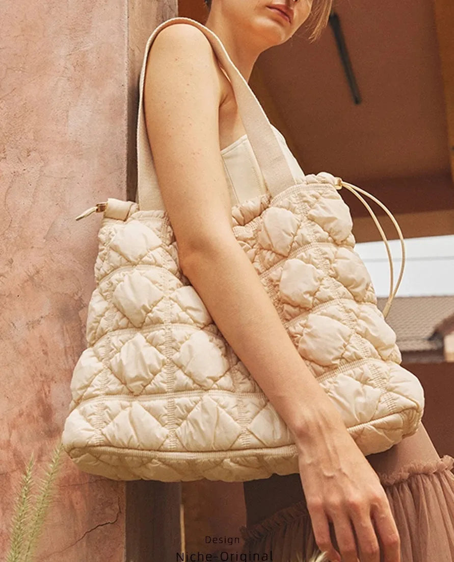 Air Cloud Drawstring Shoulder Bag Stylish and Functional Fashion Accessory
