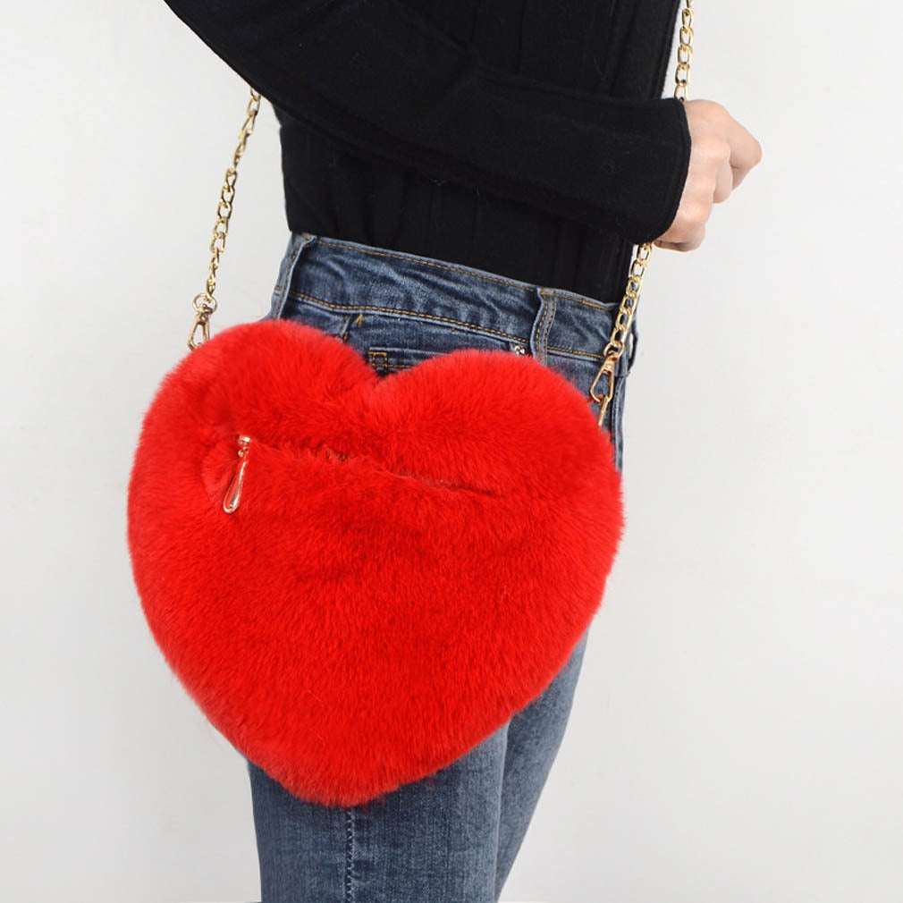 Plush Heart-Shaped Chain Shoulder Bag for Valentine's Day Party