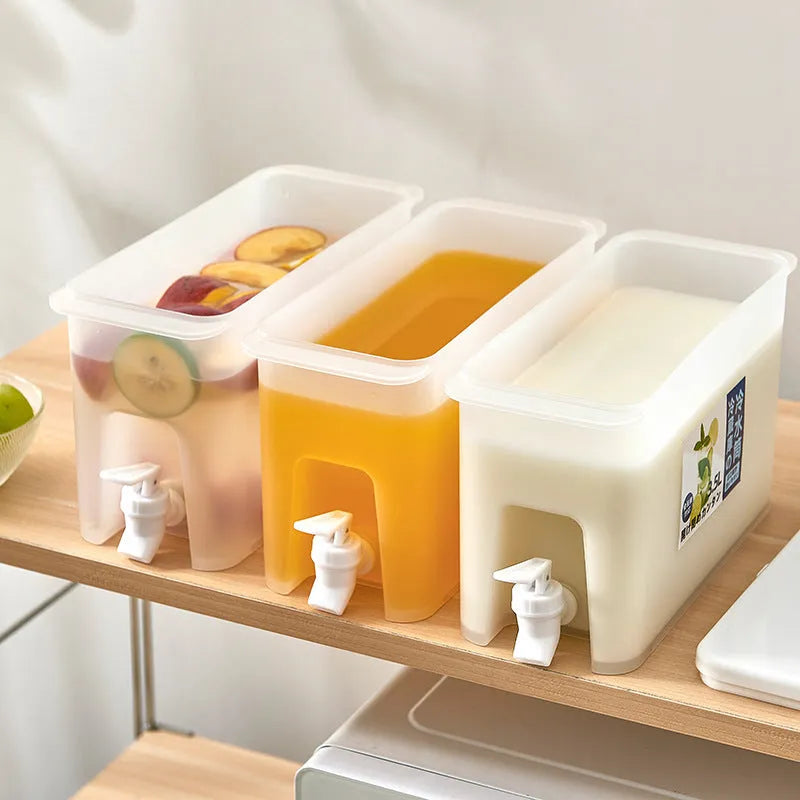 Refrigerator Storage Jars Large Capacity Cold Water Kettle With Faucet Household Plastic Lemonade Bottle Container