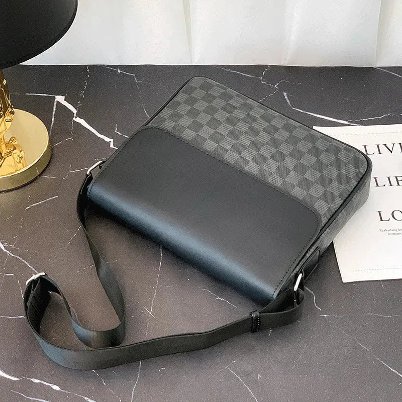 Messenger Bag for Men and Women Stylish Canvas Crossbody Shoulder Bag with Plaid Pattern and Leather Details